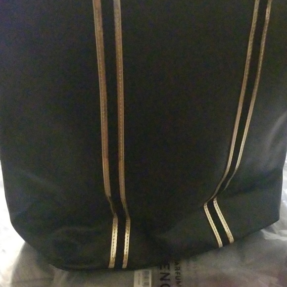 Purse - Picture 2 of 3